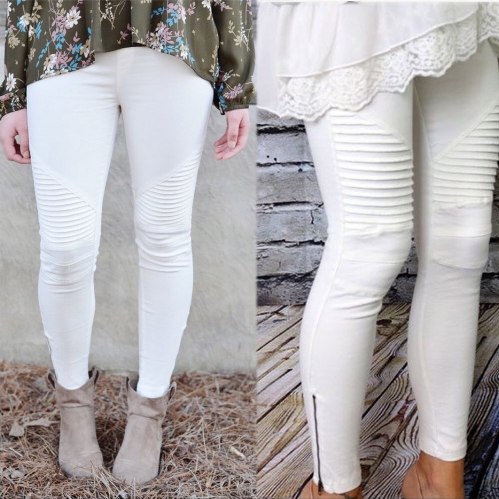 Moto leggings with zippers at the ankles